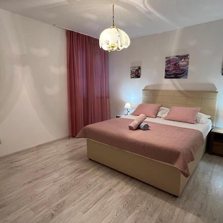 Lilikoi Apartment Mostar Eksteriør bilde