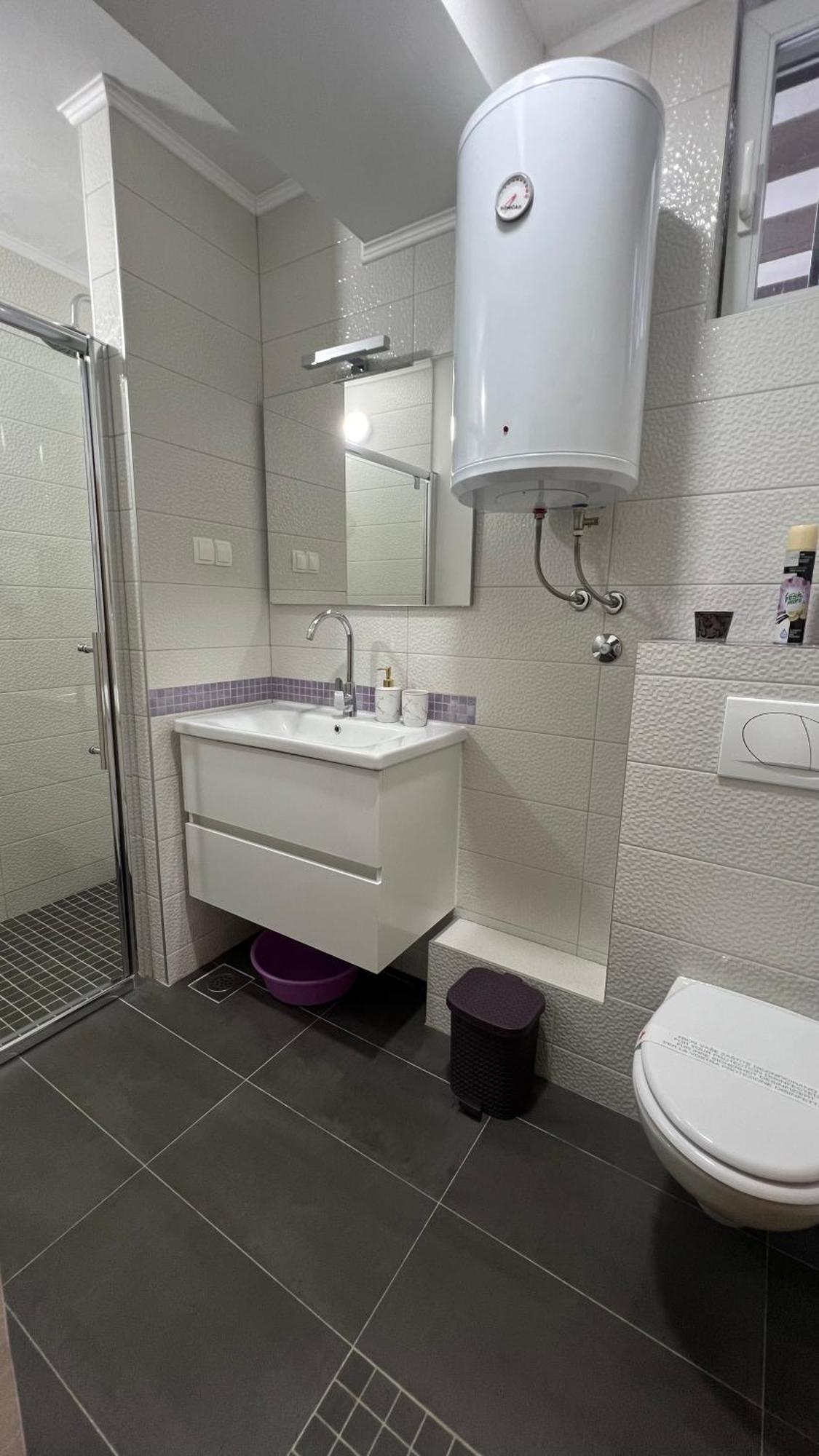 Lilikoi Apartment Mostar Eksteriør bilde